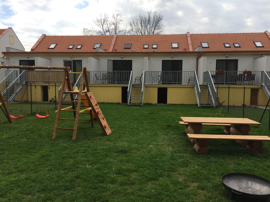 Apartmány Hlohovec Exteriér fotografie